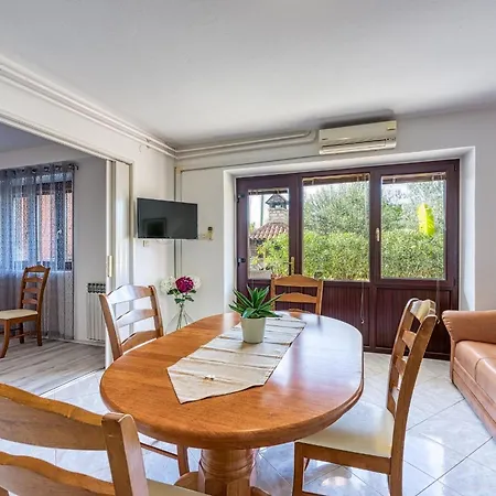 Apartament Olive Garden