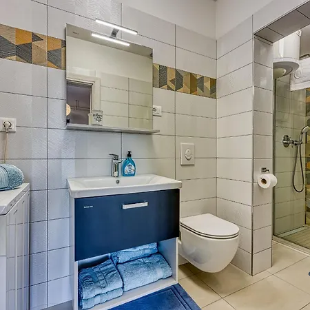 Olive Garden Apartment