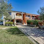 Olive Garden Διαμέρισμα Ρόβινι